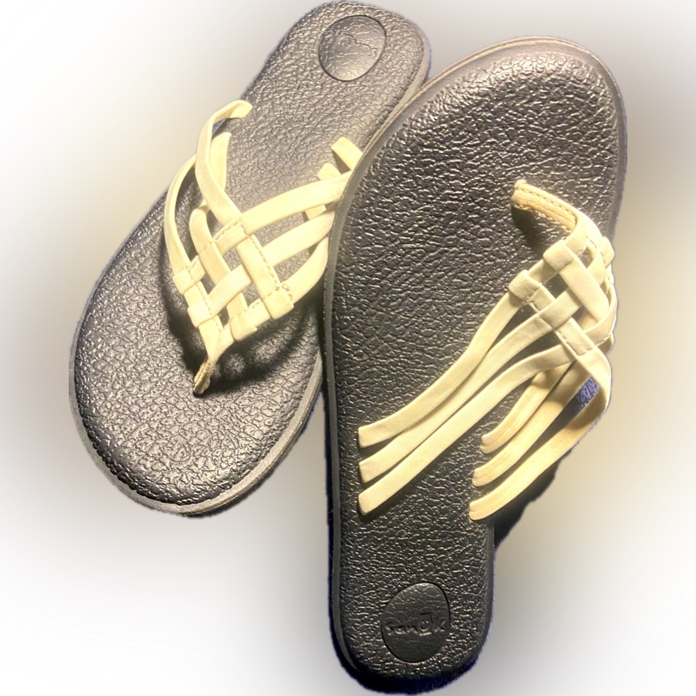 ***SANUK*** Yoga Mat Flip Flops